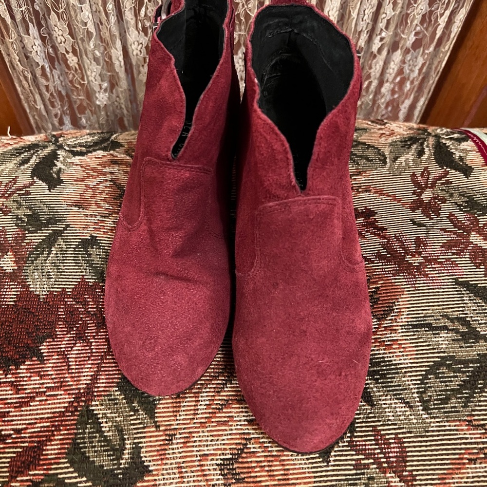 📌Final Price📌 Cute Chelsea Crew Suede Booties - Picture 5 of 6